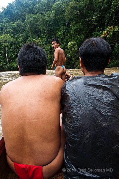 20101203_131243 D3.jpg - Back in the canoe going down the Chagres